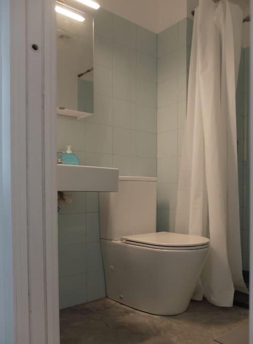Design Apartment Near City Center, Cool Popular Neighborhood إشبيلية المظهر الخارجي الصورة